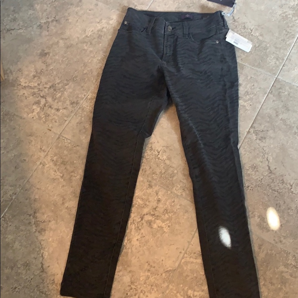 Black, zebra printed skinny jeans!!